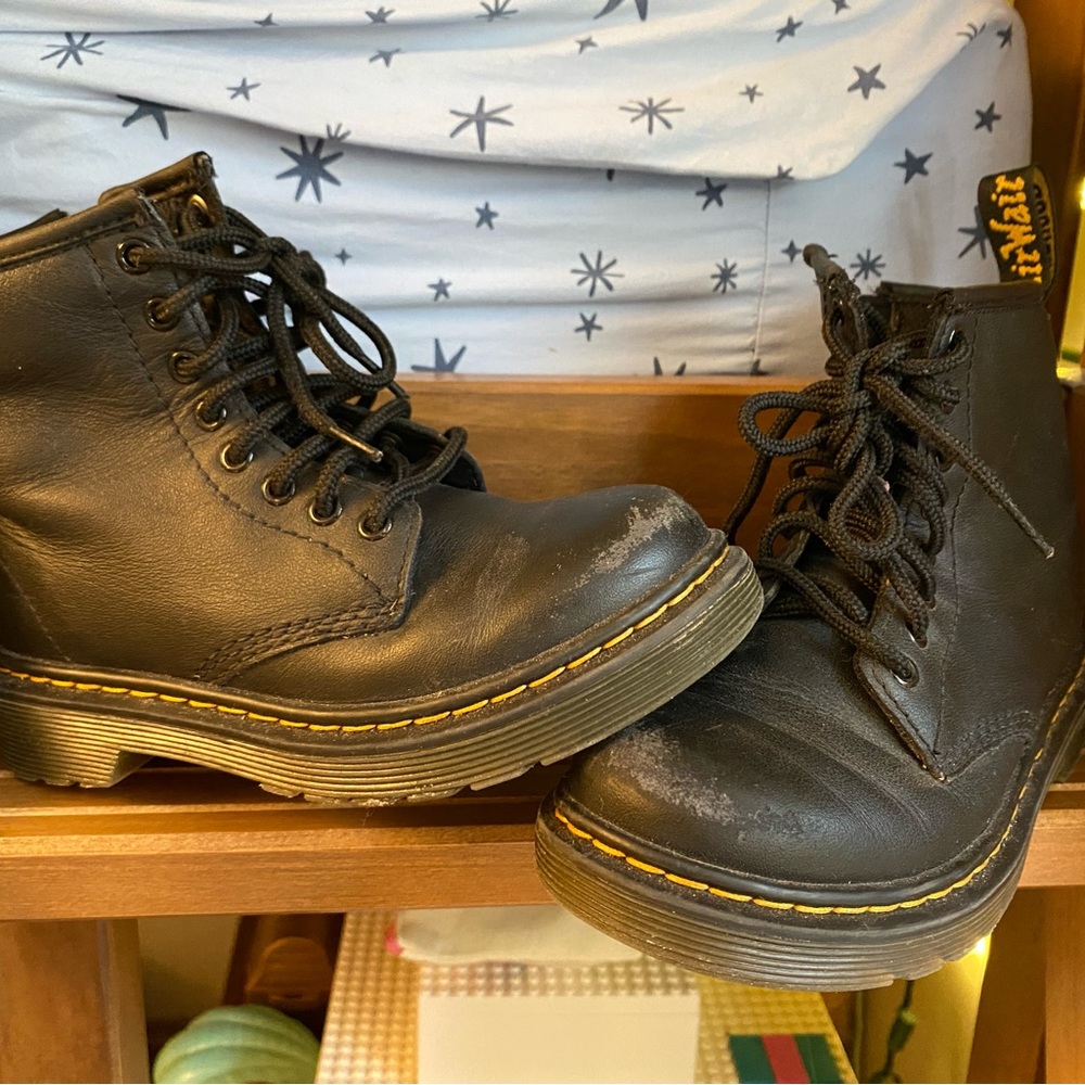 Dr. Martens Black kid size 12